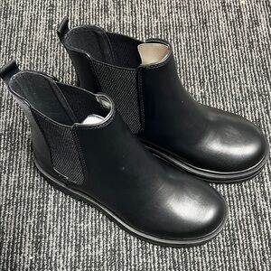Soda Black Ankle Booties
